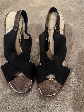 Dana Buchman Black and Metallic Brown Slingback Sandals